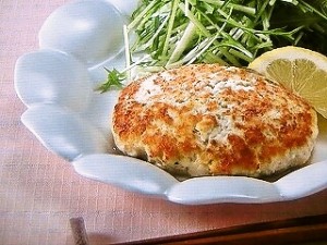 鶏ひき肉と豆腐のハンバーグ