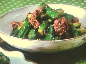 きゅうりと牛肉の韓国風炒め