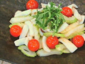 セロリといかの塩炒め