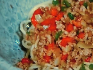 豚ひき肉のスタミナ冷し麺