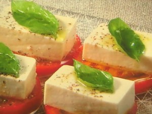 絹ごし豆腐のカプレーゼ風