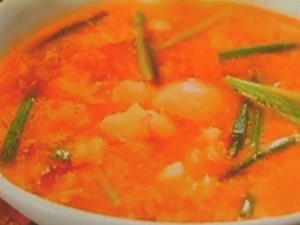 肉じゃがでリメイク!ユッケジャンクッパ