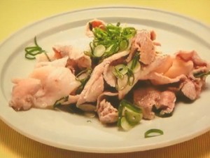 豚こまの酒塩ごま油和え
