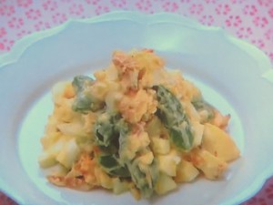 桜海老と春豆の卵サラダ