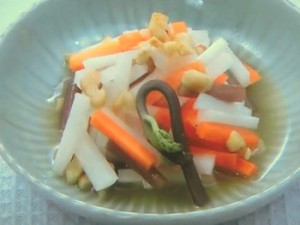 笑山からし酢和え