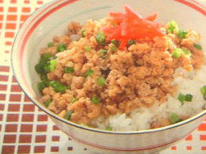 肉そぼろ丼