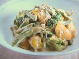 ゆで野菜のごまクリーム和え