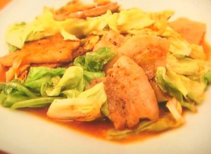 豚肉と春キャベツのゴマみそポン酢炒め