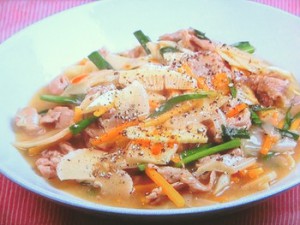 豚肉とたけのこの炒め煮 酸辣味