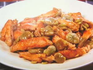 そら豆と鶏スペアリブのしょうゆ煮