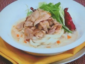 ゴマ豆乳坦々うどん