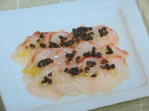 刺身のカルパッチョさんしょうオイルがけ