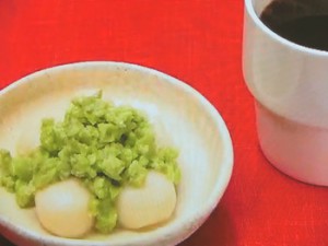 とうふ白玉ずんだ餅とコーヒー