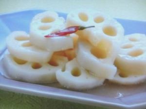 れんこんの酢炒め