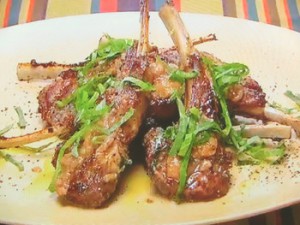 もこみち流 骨付きラム肉のオーブン焼き~大葉をのせて~