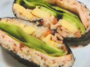 煮豚のおにぎらず