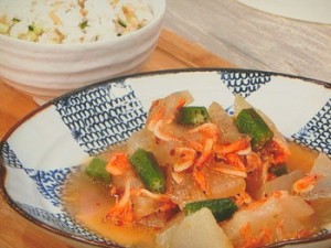 夏野菜の炒め煮とザーサイご飯