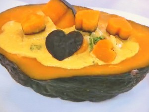 かぼちゃで胸キュン!ハート丸かじり