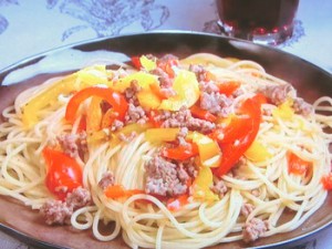豚ひき肉とパプリカのスパゲティ