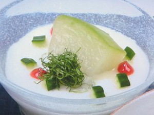 とうがんととろろのすり流し梅風味
