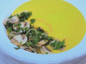 ウー・ブルイエ シャンピニオン添え