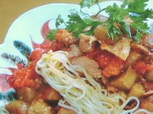 なすとトマトのあえ麺