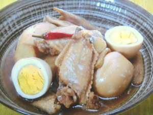手羽先とゆで卵の酢じょうゆ煮