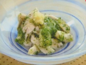きゅうりでゆで鶏の緑酢あえ