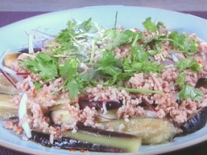 蒸しなすのエスニックソース