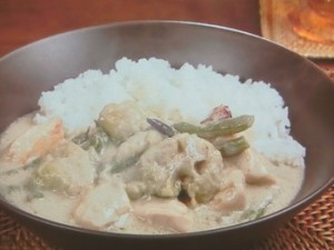 なす、いんげん、鶏肉のココナッツミルク煮