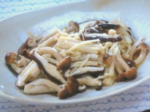 ミックスきのこのマリネ