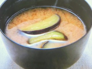 茄子の味噌汁