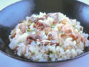 牛肉とごぼうの混ぜご飯