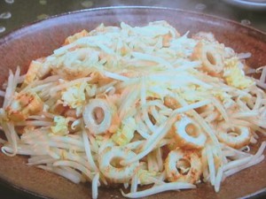 ちくわ、もやし、卵の柚子こしょう炒め