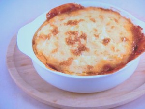 じゃがいもとソーセージのグラタン