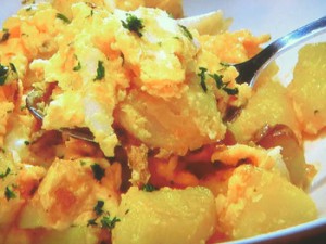 タラとじゃがいものスクランブルエッグ