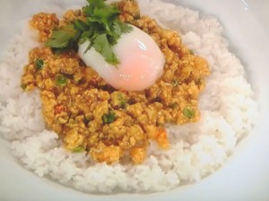 鶏と海老のココナッツカレー