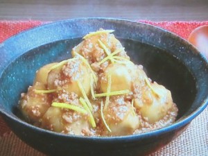 里芋のそぼろ煮