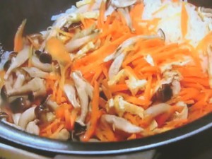 切干大根の戻し汁を使った炊き込みごはん