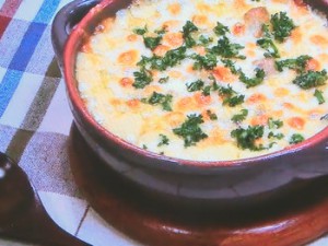 鶏とマッシュルームのカレークリームグラタン