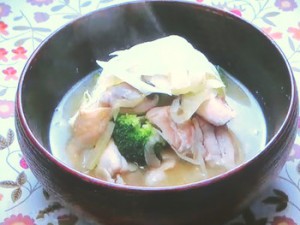 もこみち流 鶏肉と玉ねぎのスープ