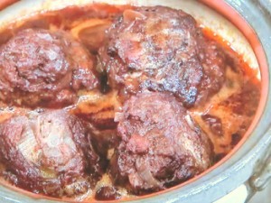 煮込みハンバーグ