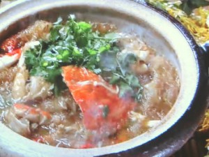カニと春雨の土鍋煮込み