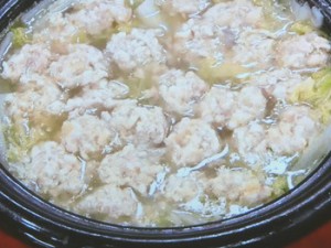 肉だんごと白菜のやわらか煮込み