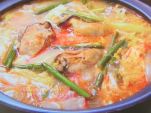カキの酸辣湯(サンラータン)鍋