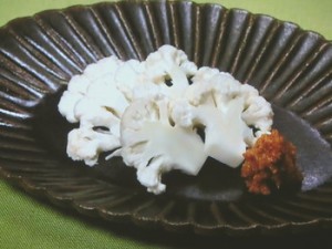 カリフラワーがのごまみそ添え