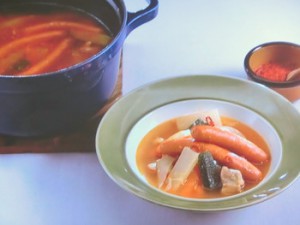 鶏とソーセージのスパイス鍋