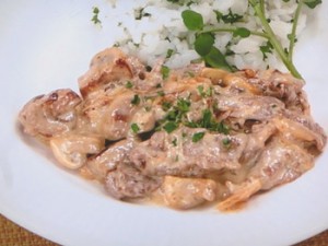 牛肉とマッシュルームのクリーム煮