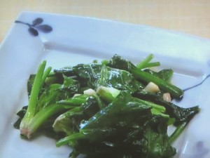 ほうれん草のにんにく炒め