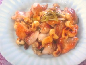 鶏肉とカシューナッツの炒め物